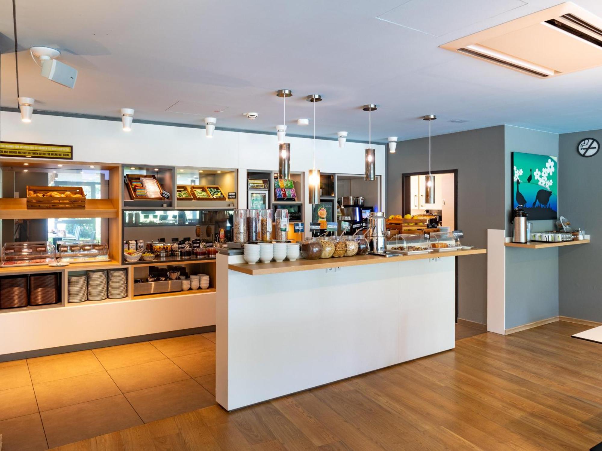B&B Hotel Goettingen-City Ngoại thất bức ảnh